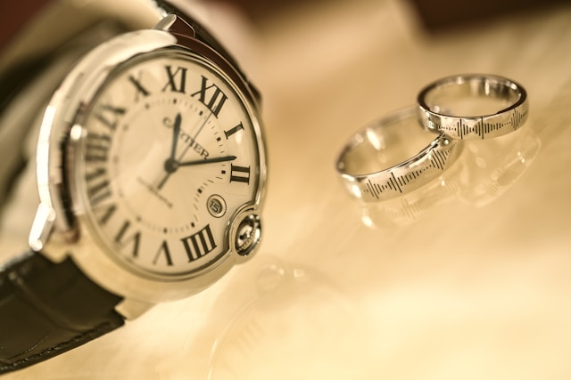 A Cartier watch and jewelery